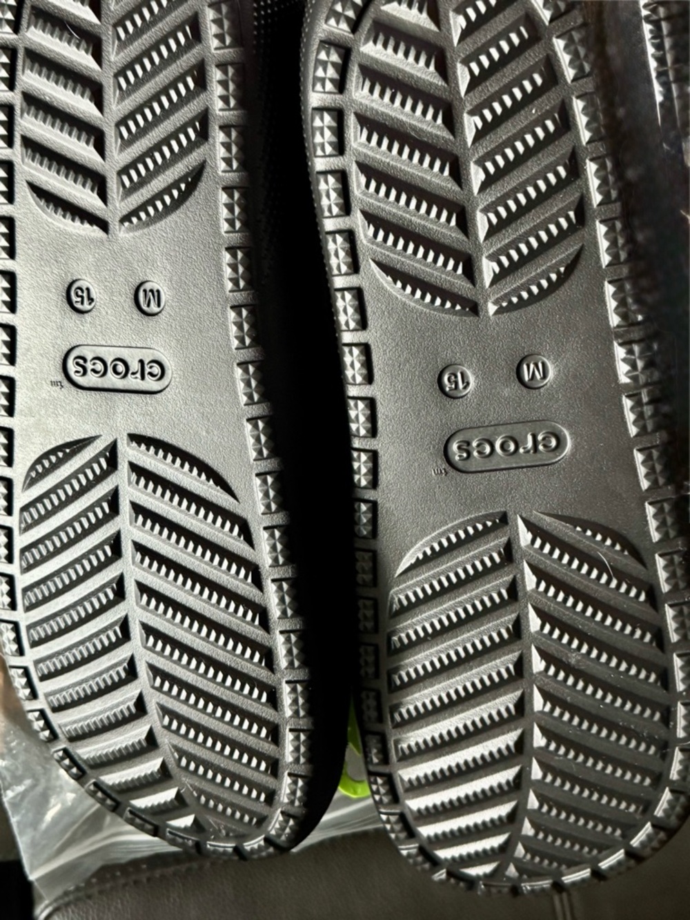 New Men’s Size 15 Saturday Slider CROCS Black Sandals with Perforated Upper - Picture 13 of 13